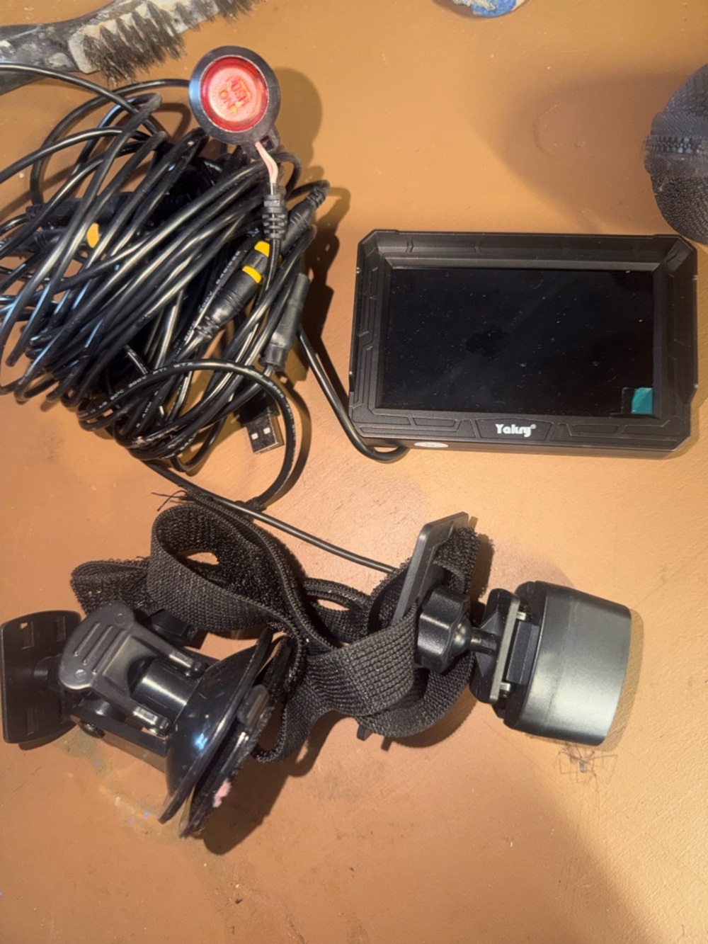 Yakry Dash Camera with Cables and Mount - Black